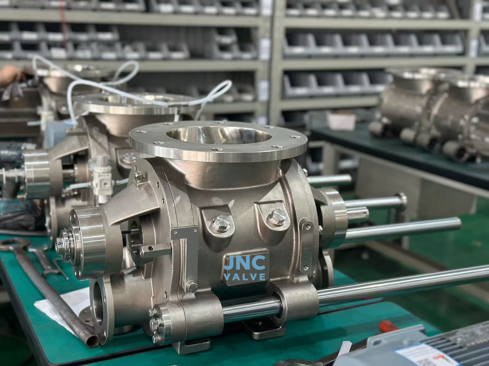 How can I clean my rotary airlock valve faster?
