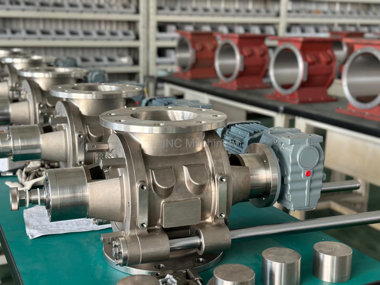 Fast clean rotary valve