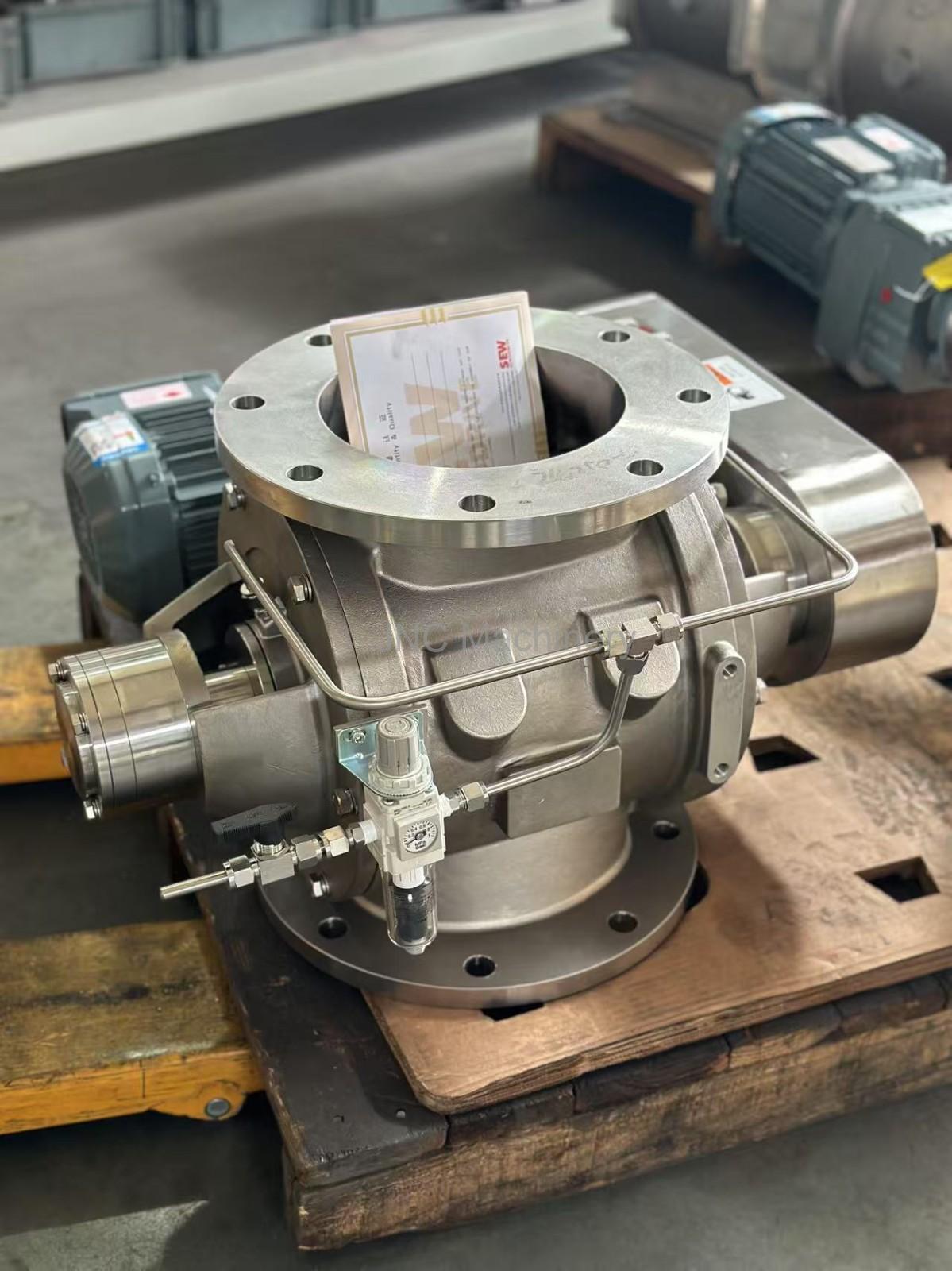 Rotary airlock valve