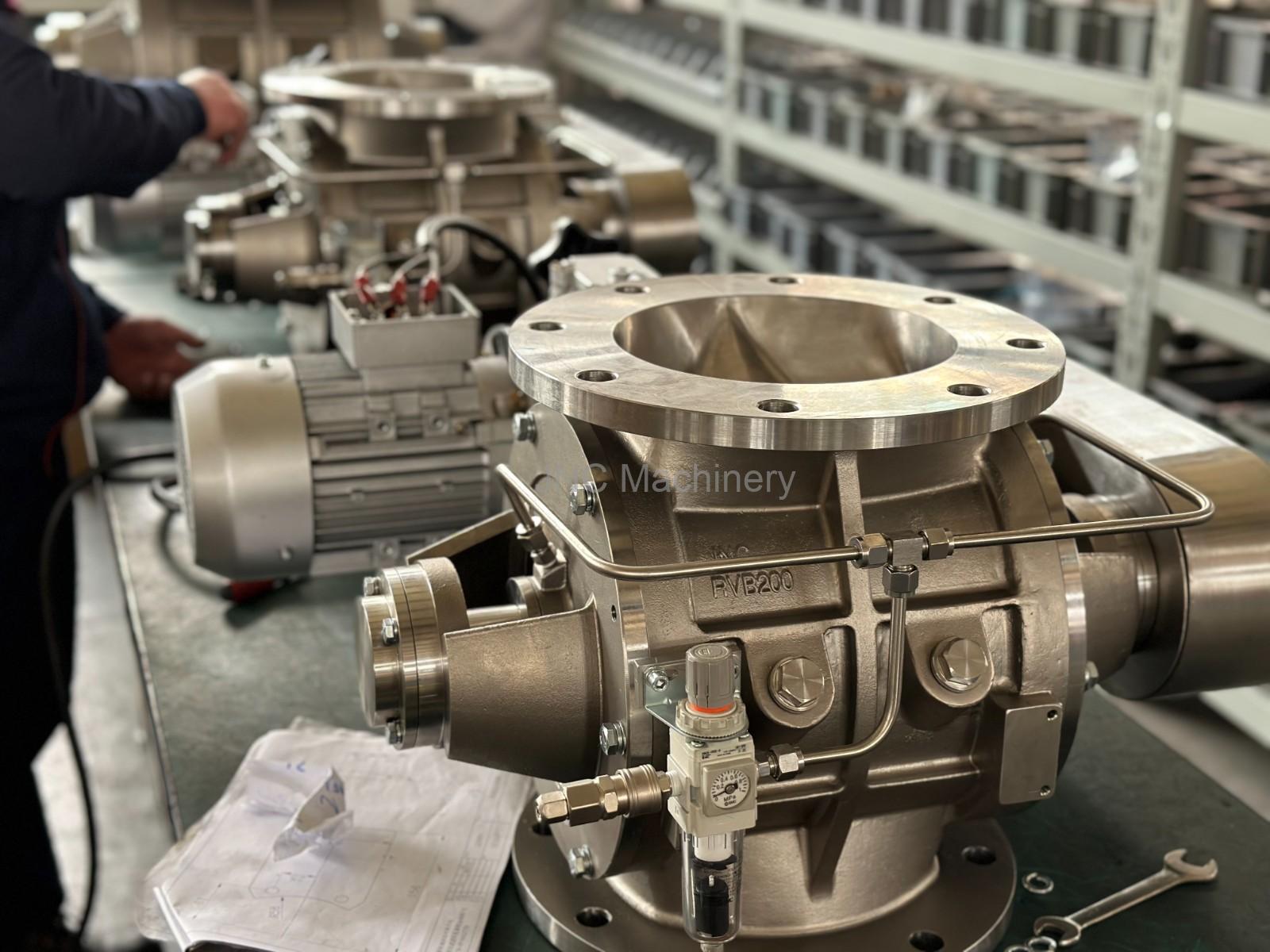 Granular rotary valve
